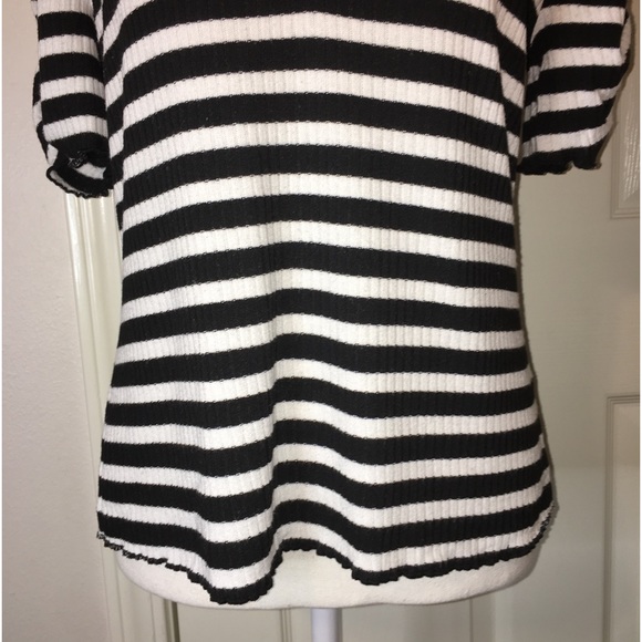 a.n.a Lightweight Striped Sweater - Picture 4 of 10